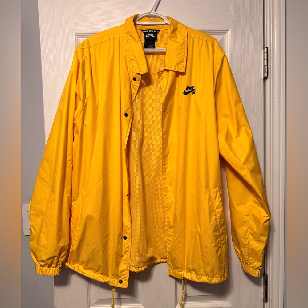 Nike SB Coach Style Jacket - Large
